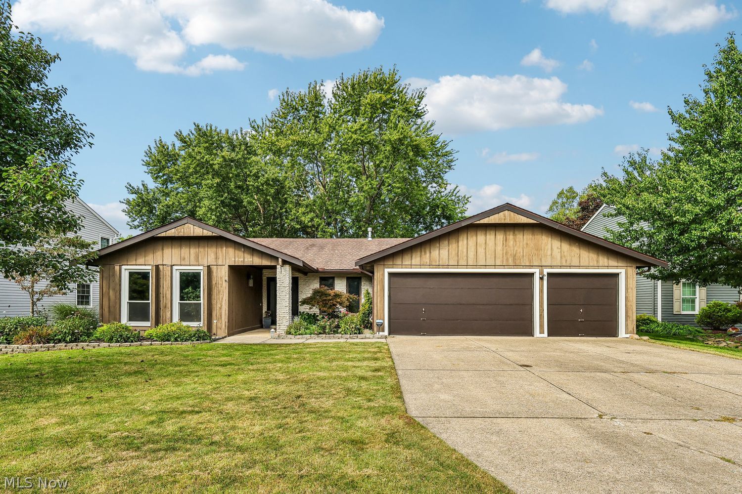 17950 Treasure Isle Circle Strongsville OH 44136