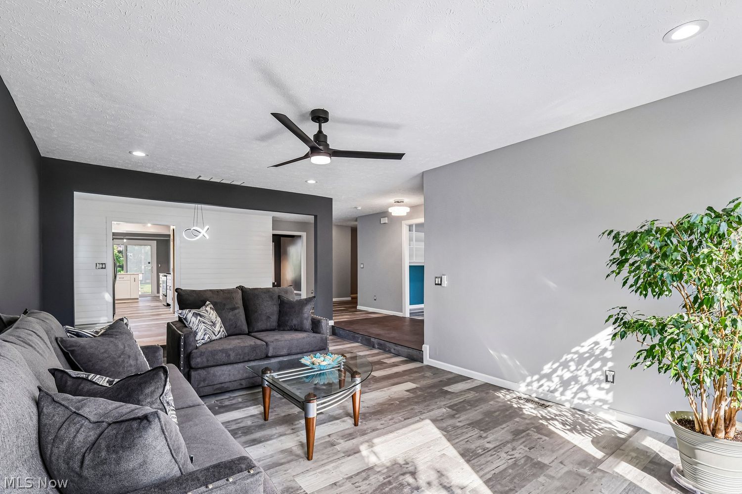 17950 Treasure Isle Circle Strongsville OH 44136