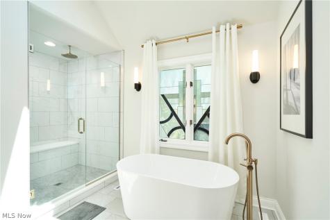 3611 N Fork Drive Bath OH 44333