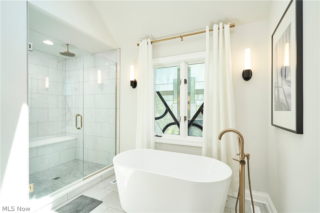 3611 N Fork Drive Bath OH 44333