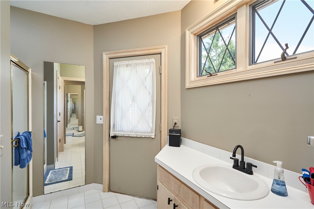 3611 N Fork Drive Bath OH 44333