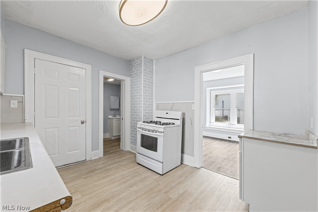 1117 Rogers Avenue SE Warren OH 44484