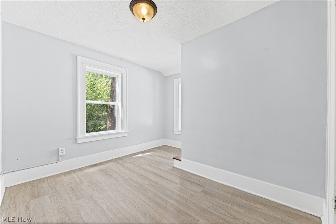 1117 Rogers Avenue SE Warren OH 44484
