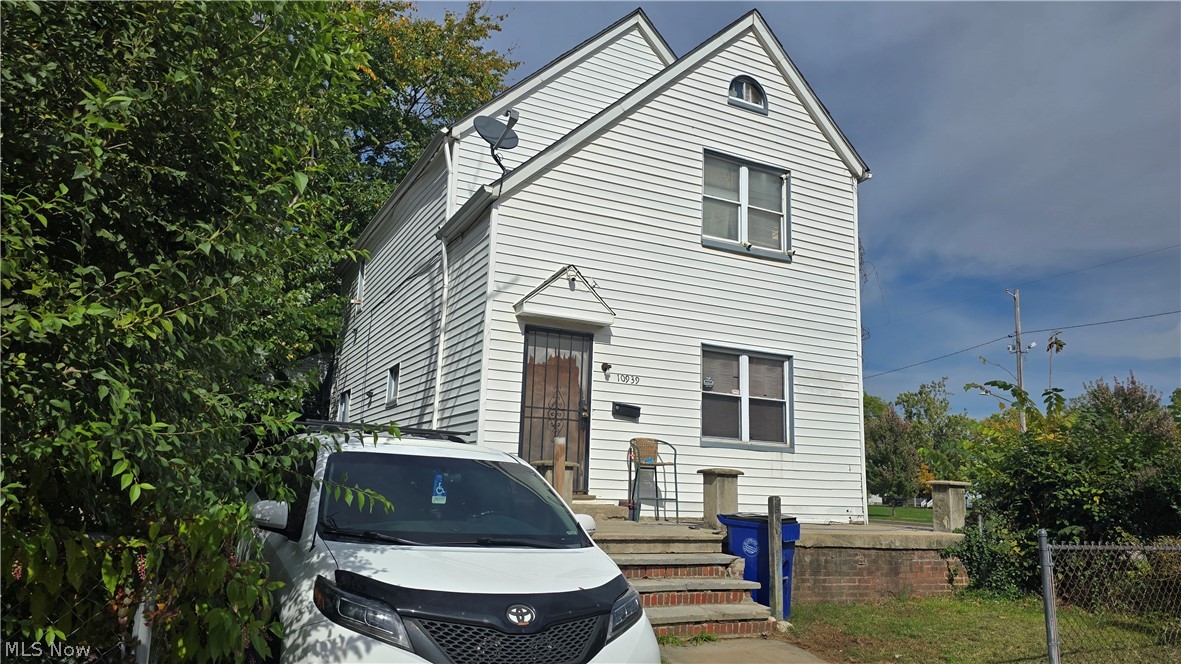 10939 Hampden Avenue Cleveland OH 44108