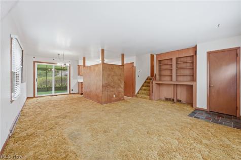 2534 Sierra Drive Youngstown OH 44511