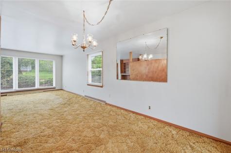 2534 Sierra Drive Youngstown OH 44511