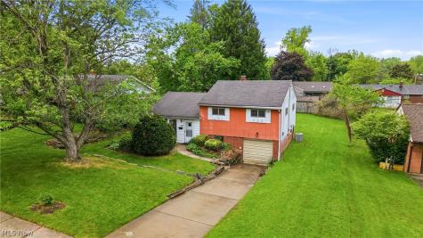 2534 Sierra Drive Youngstown OH 44511