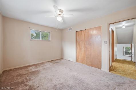 2534 Sierra Drive Youngstown OH 44511