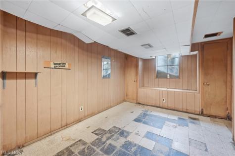 2534 Sierra Drive Youngstown OH 44511