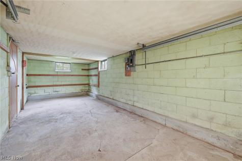 2534 Sierra Drive Youngstown OH 44511