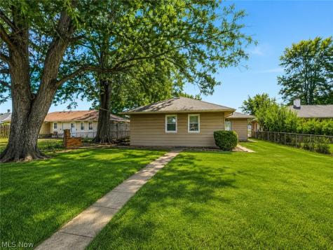 8880 W Ridgewood Drive Parma Heights OH 44130