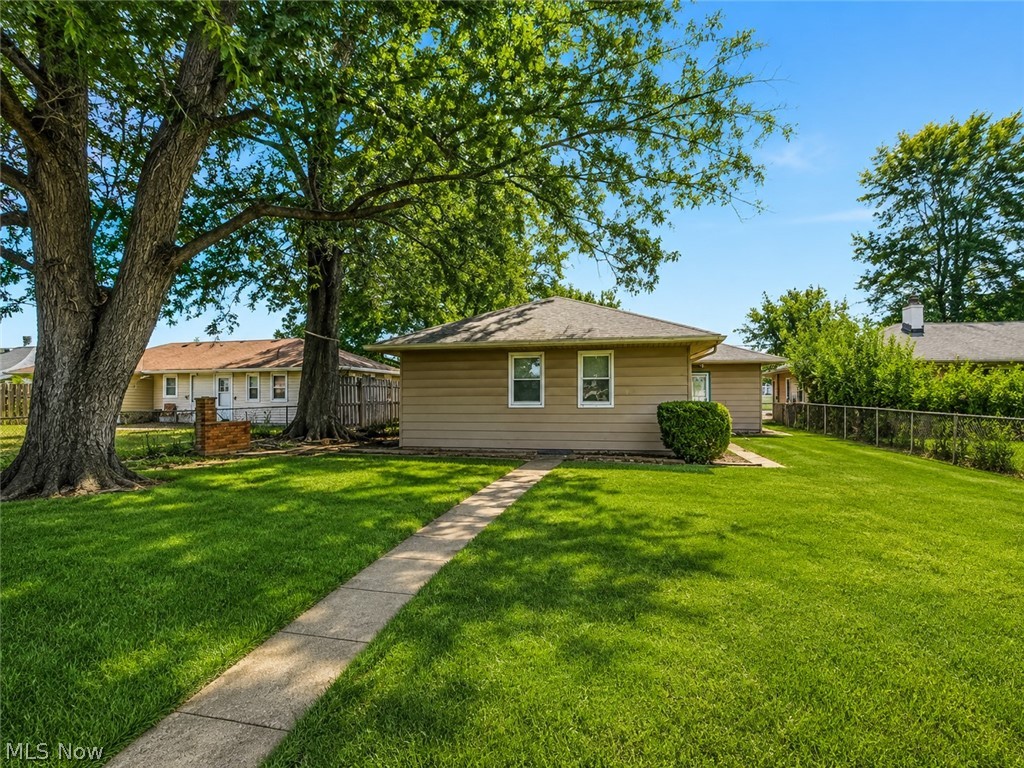 8880 W Ridgewood Drive Parma Heights OH 44130