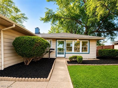 8880 W Ridgewood Drive Parma Heights OH 44130