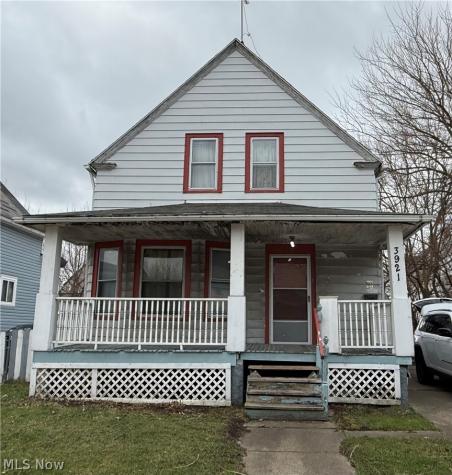 3921 Poe Avenue Cleveland OH 44109