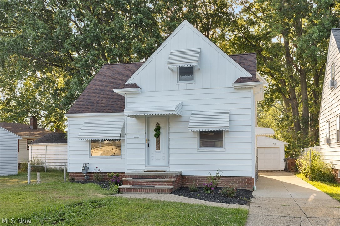 5735 W 44th Street Parma OH 44134