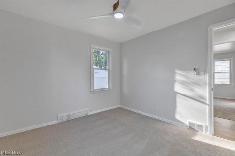 5735 W 44th Street Parma OH 44134