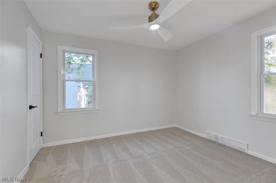 5735 W 44th Street Parma OH 44134