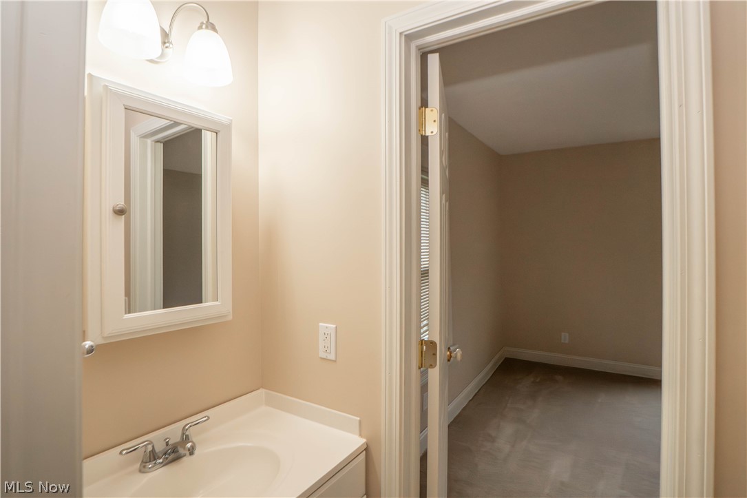 104 12th Street NW Massillon OH 44647