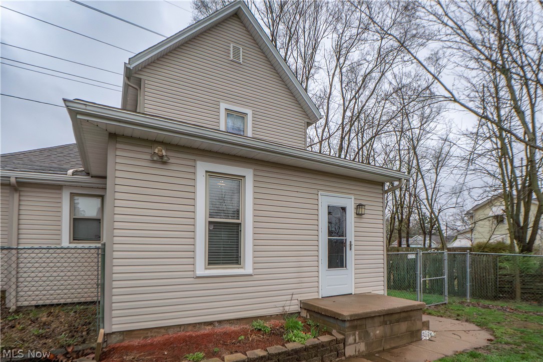 104 12th Street NW Massillon OH 44647