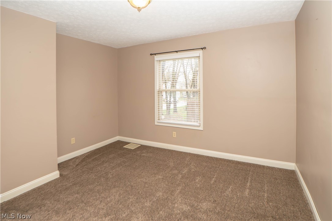 104 12th Street NW Massillon OH 44647