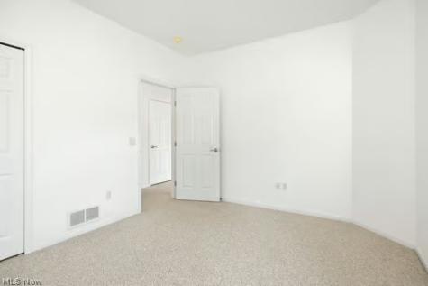132 Arrow Court Elyria OH 44035