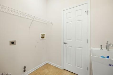 132 Arrow Court Elyria OH 44035