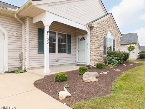 132 Arrow Court Elyria OH 44035