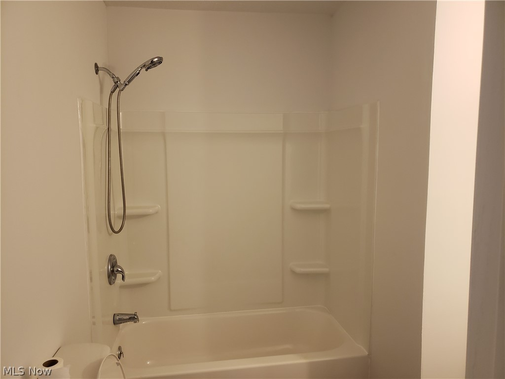 6110 Antrim Road Elyria OH 44035