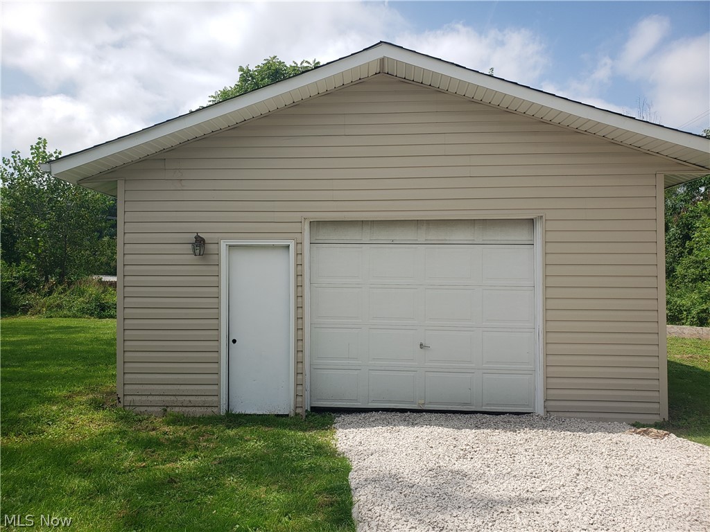 6110 Antrim Road Elyria OH 44035