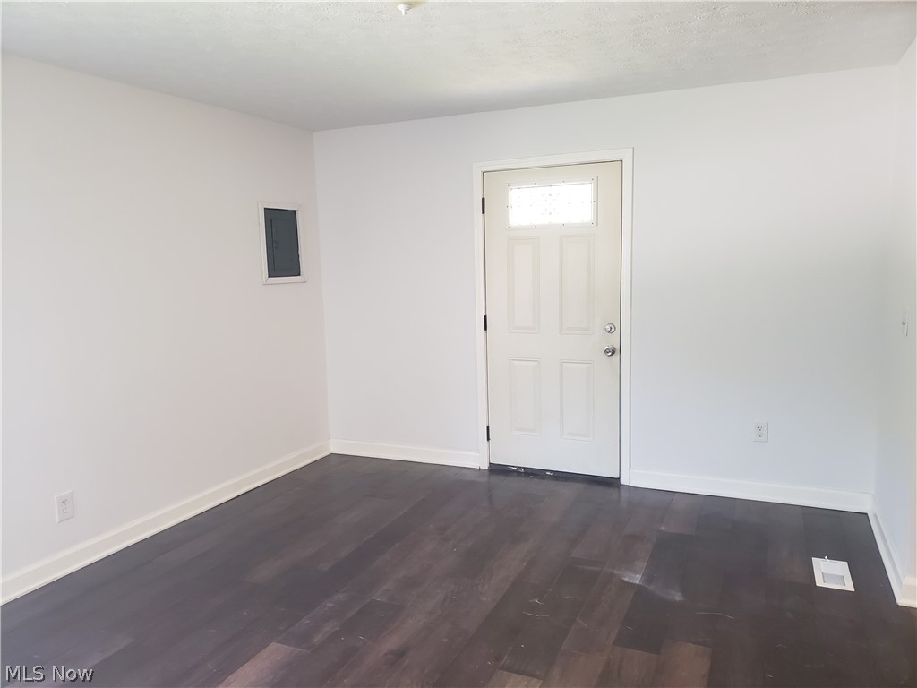 6110 Antrim Road Elyria OH 44035