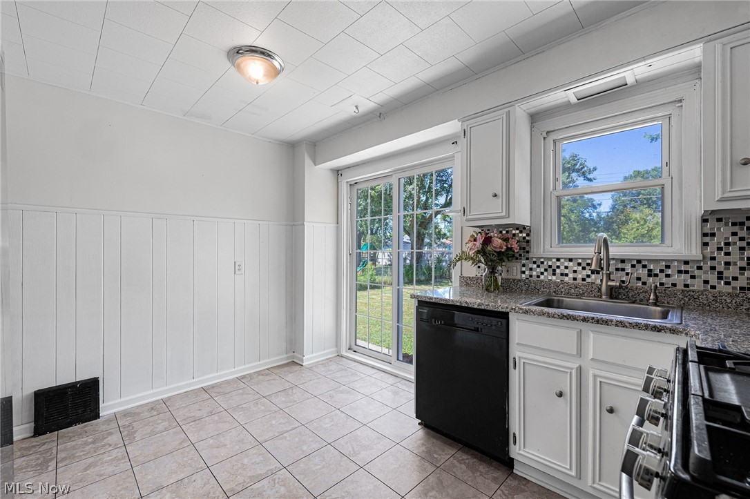10810 Windham Road Parma OH 44130