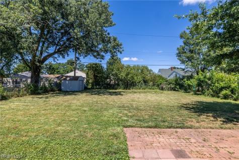 10810 Windham Road Parma OH 44130