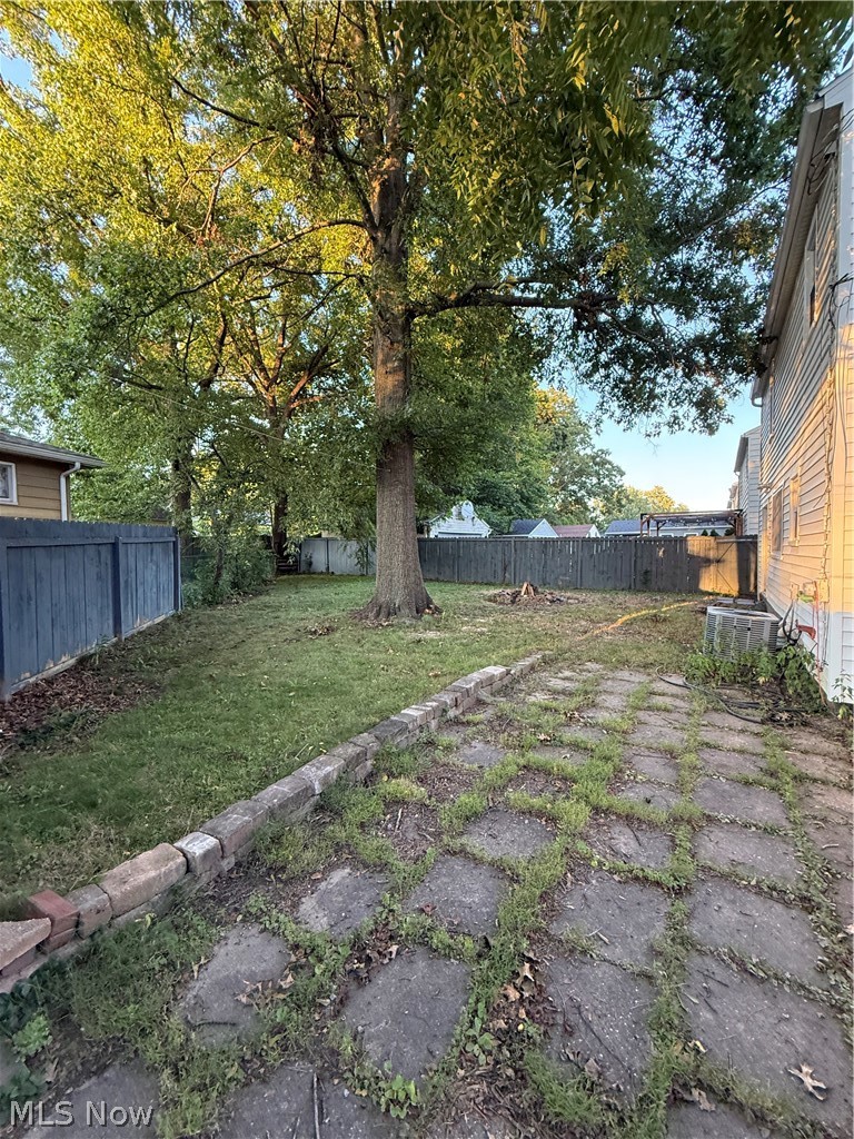 1647 Fairfax Road Akron OH 44313