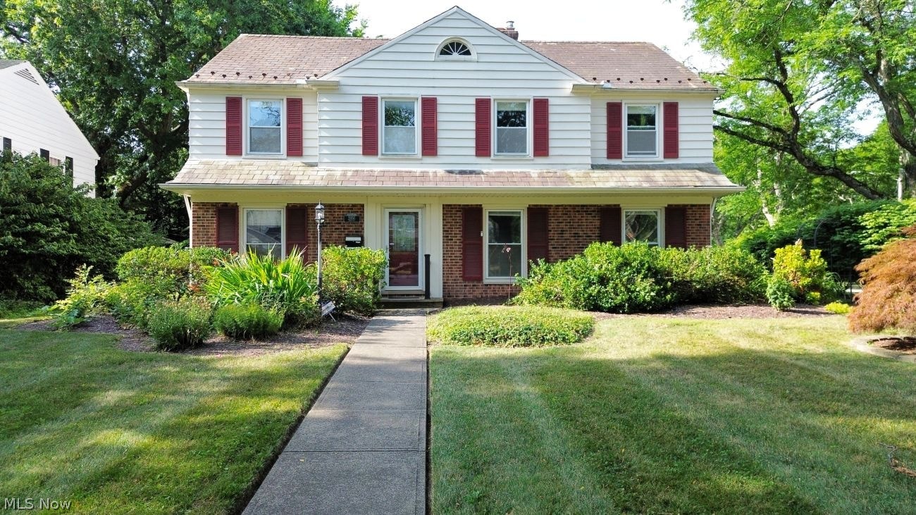 21850 E Byron Road Shaker Heights OH 44122