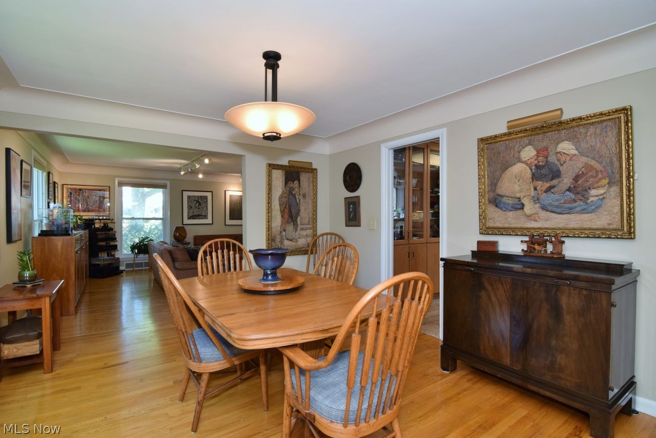 21850 E Byron Road Shaker Heights OH 44122