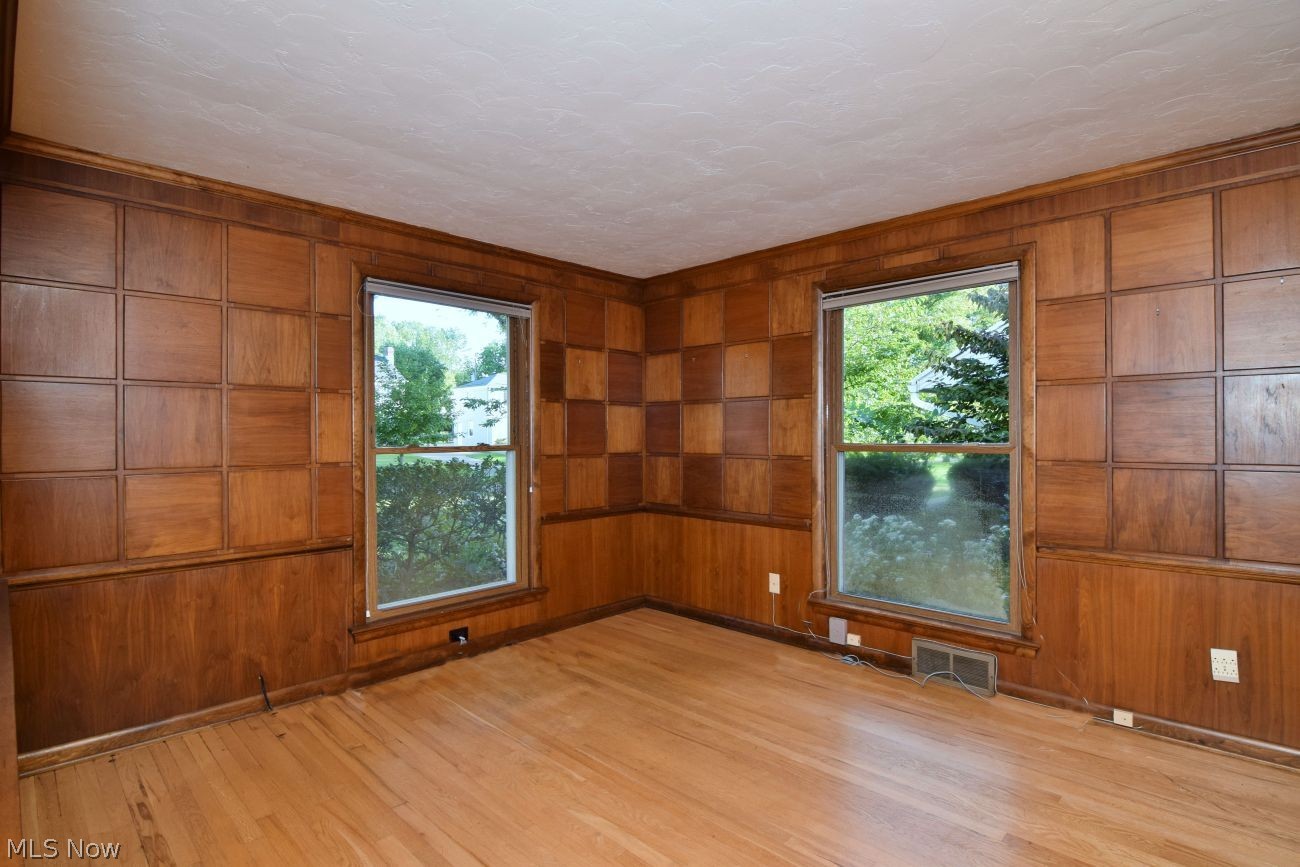 21850 E Byron Road Shaker Heights OH 44122