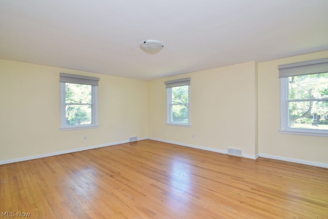 21850 E Byron Road Shaker Heights OH 44122
