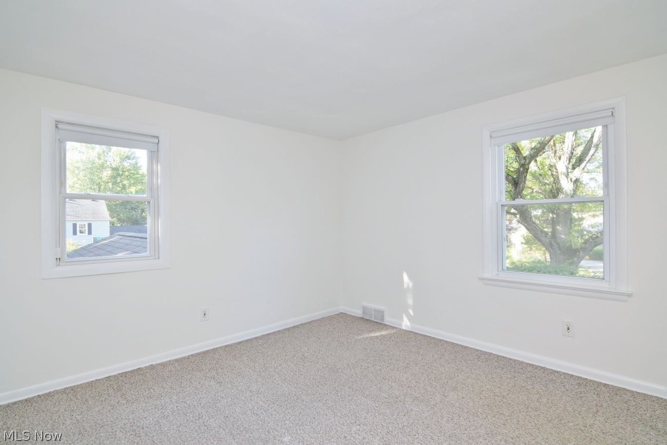21850 E Byron Road Shaker Heights OH 44122