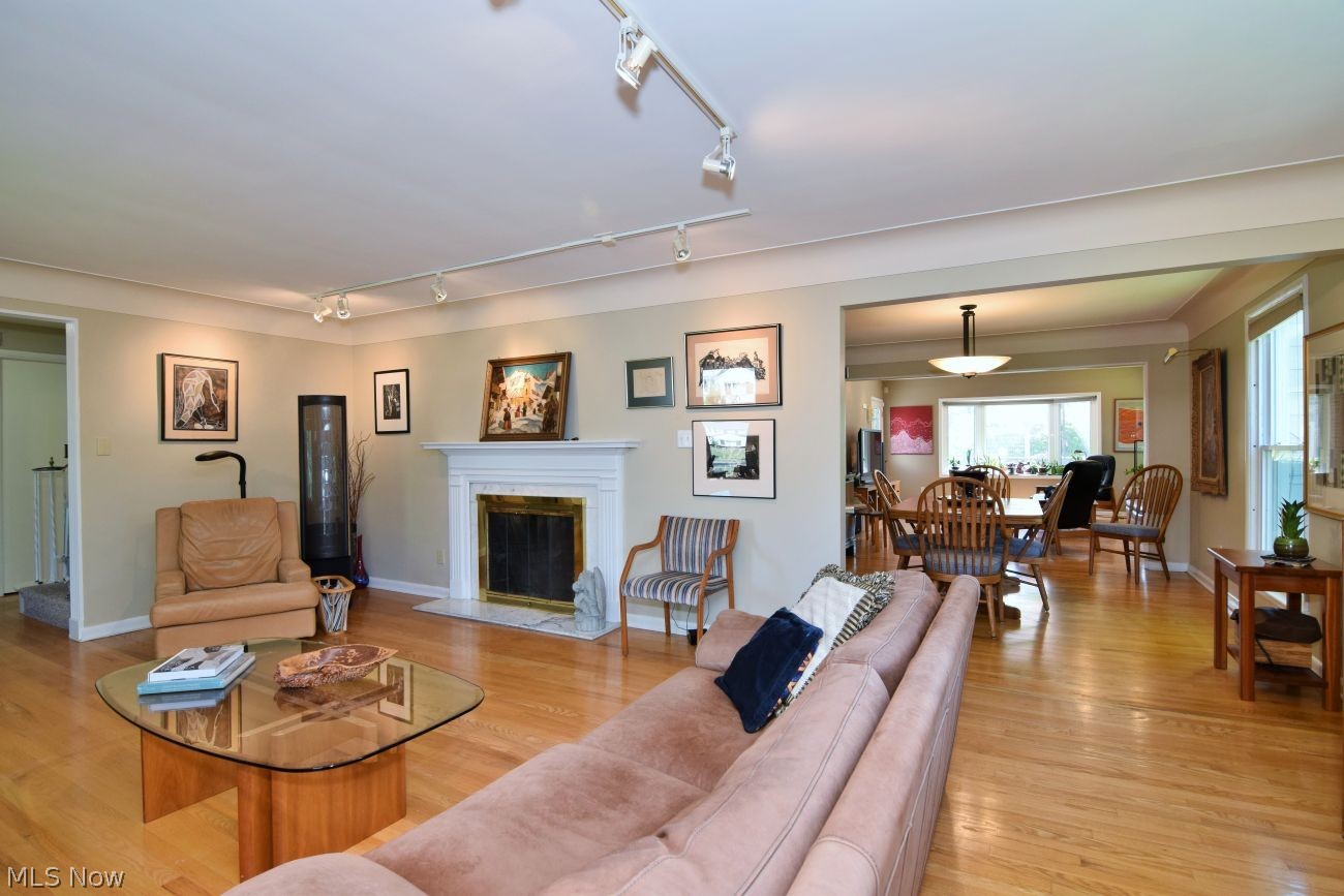 21850 E Byron Road Shaker Heights OH 44122