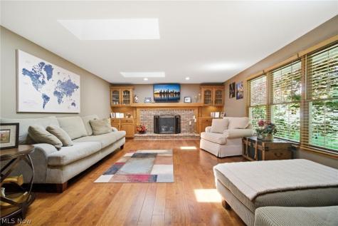 6915 Harbor Drive NW Canton OH 44718