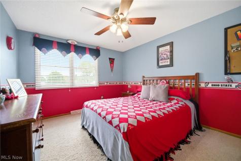 6915 Harbor Drive NW Canton OH 44718
