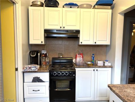 969 Evangeline Road Cleveland OH 44110
