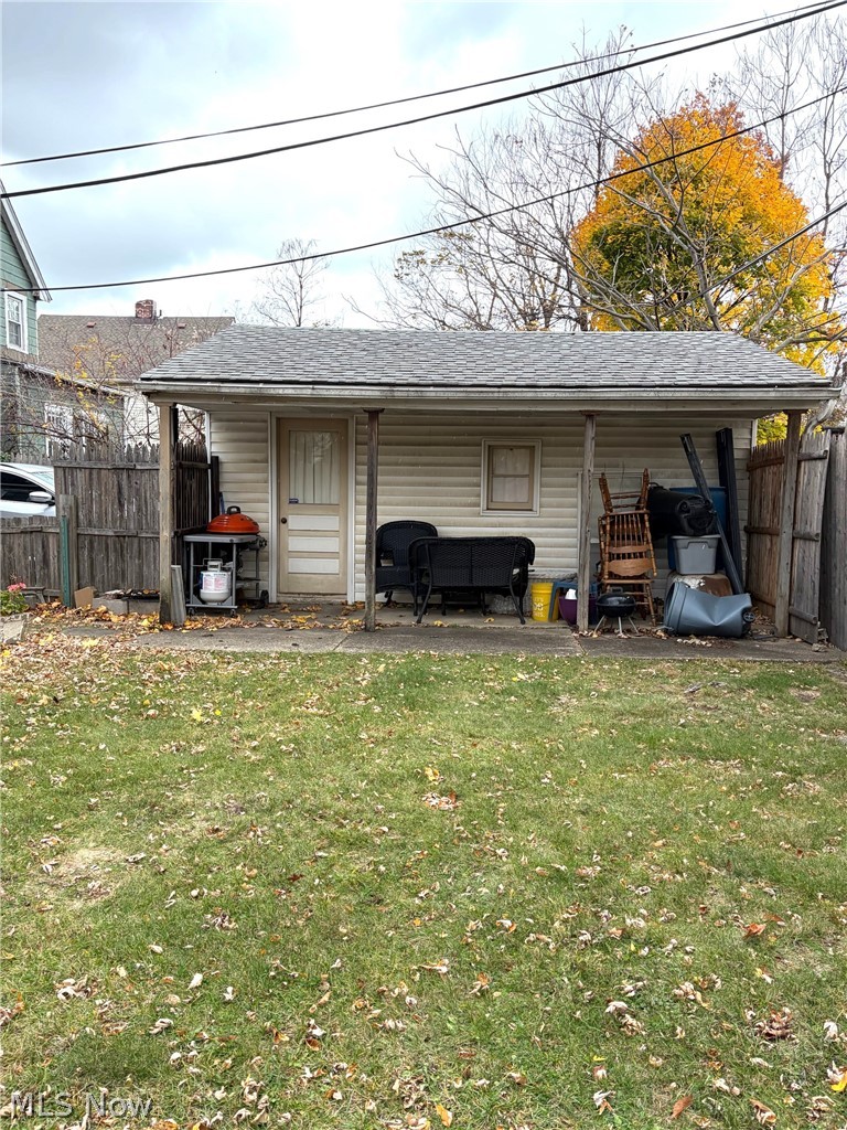 969 Evangeline Road Cleveland OH 44110