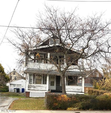 969 Evangeline Road Cleveland OH 44110