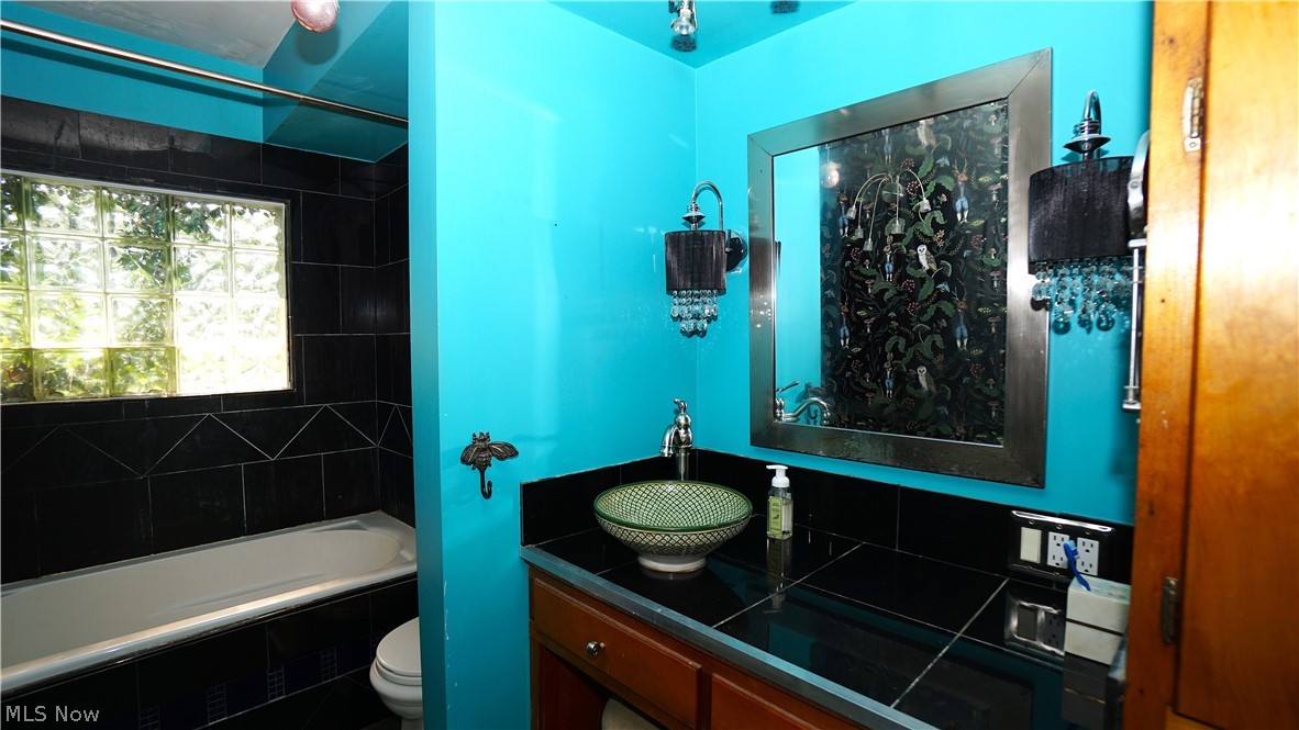264 Kent Drive Tallmadge OH 44278