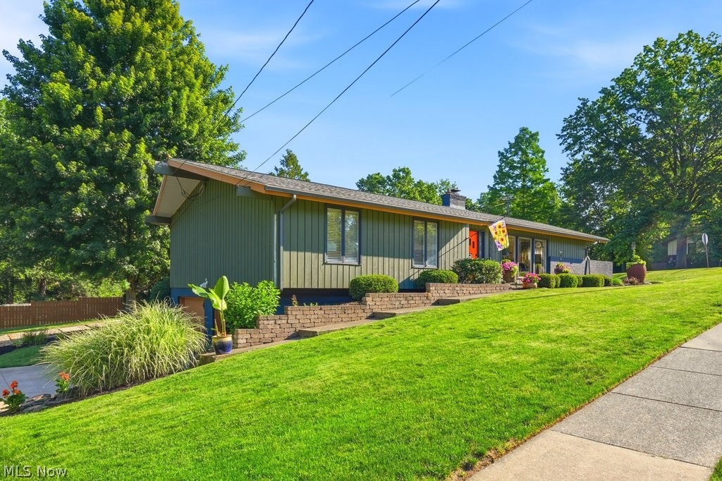 1155 Romayne Drive Akron OH 44313