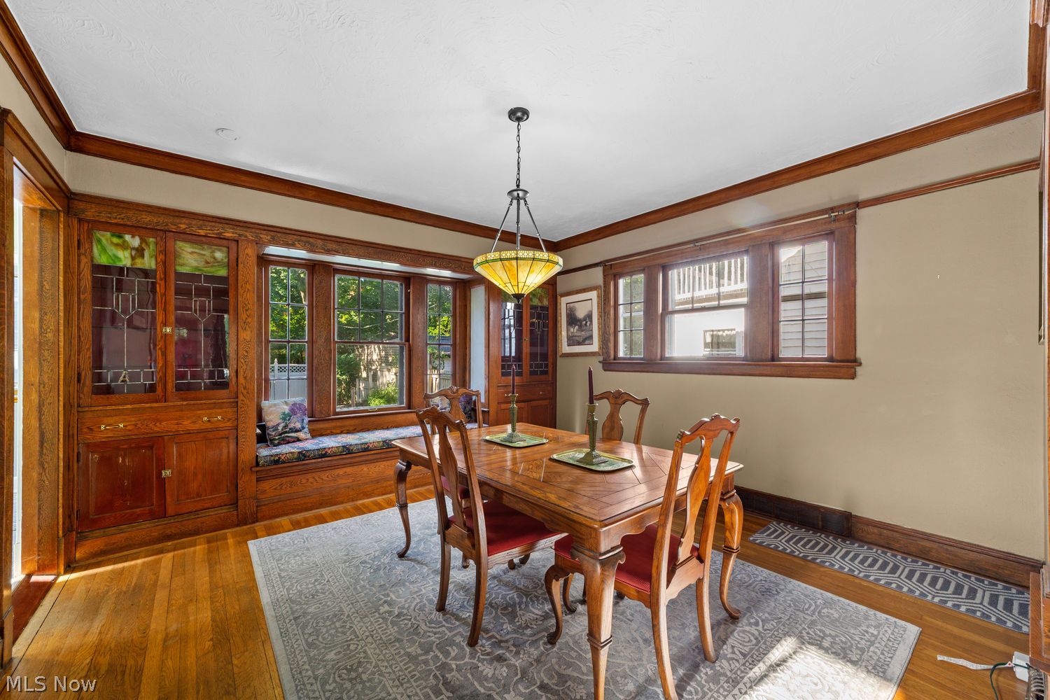 1537 Parkhill Road Cleveland Heights OH 44121