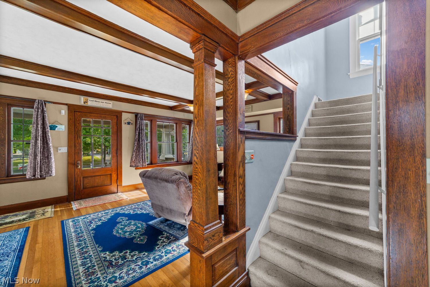 1537 Parkhill Road Cleveland Heights OH 44121