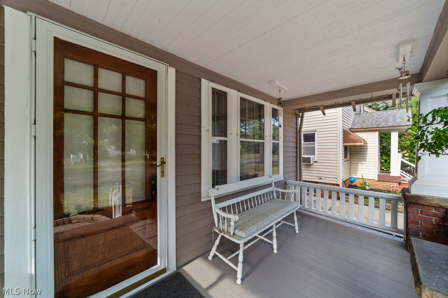 1537 Parkhill Road Cleveland Heights OH 44121