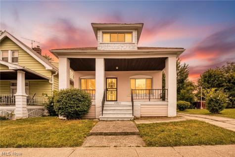 13805 Chapelside Avenue Cleveland OH 44120